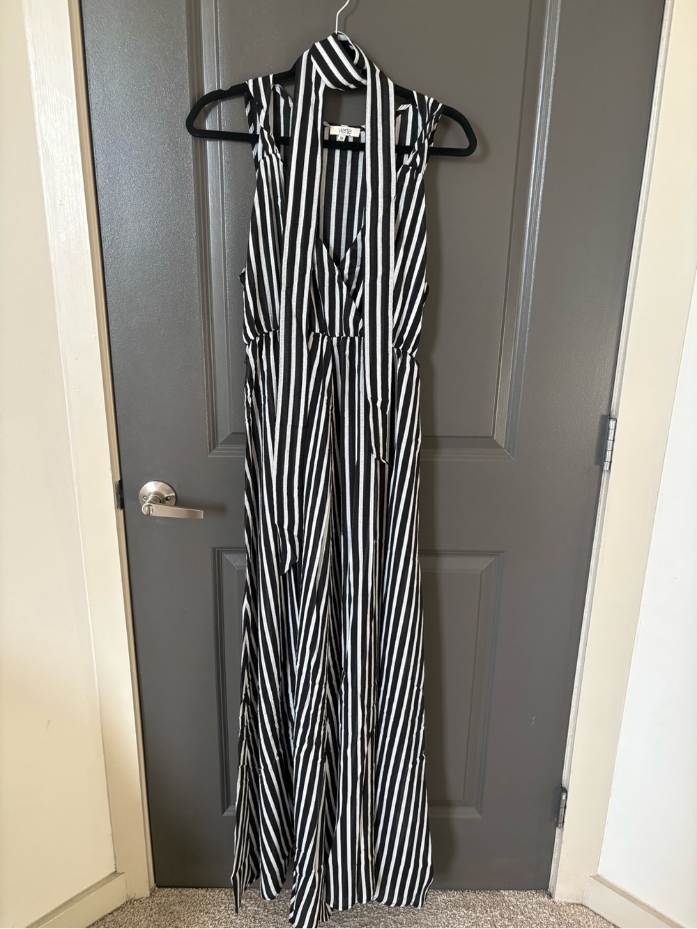 Sleeveless Black & White Striped Maxi Dress - Picture 6 of 7